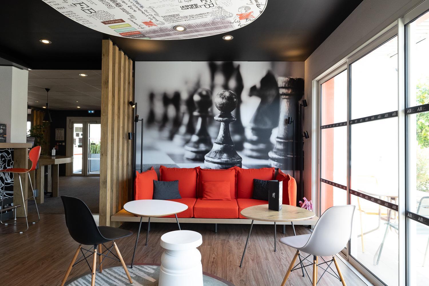 Hotel Ibis Perpignan Sud Saint Charles Exterior foto